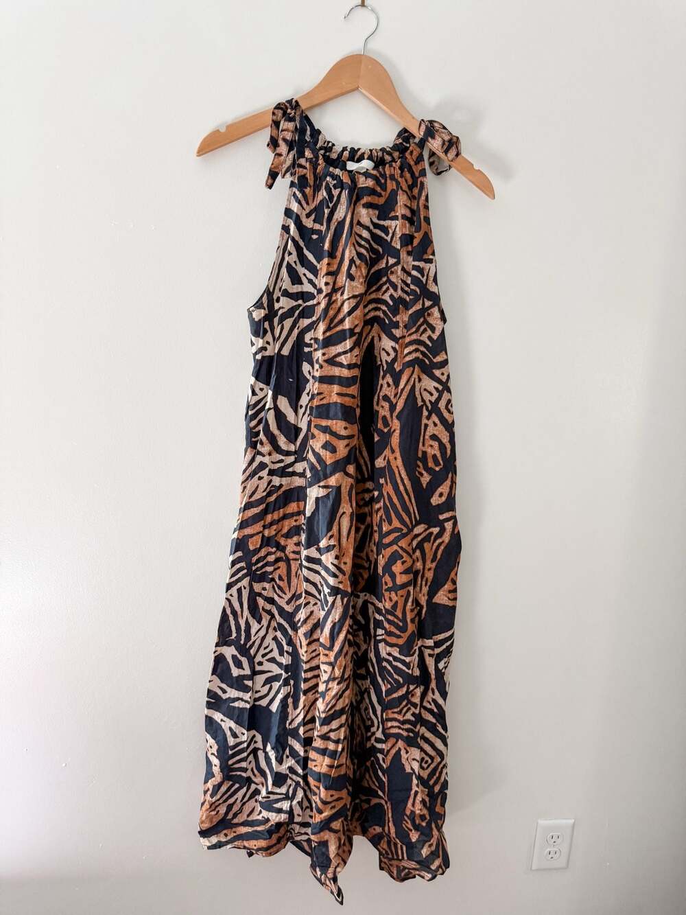 H&M Abstract Animal Print Tie-Neck Maxi Dress Size XS/Small Party Airy